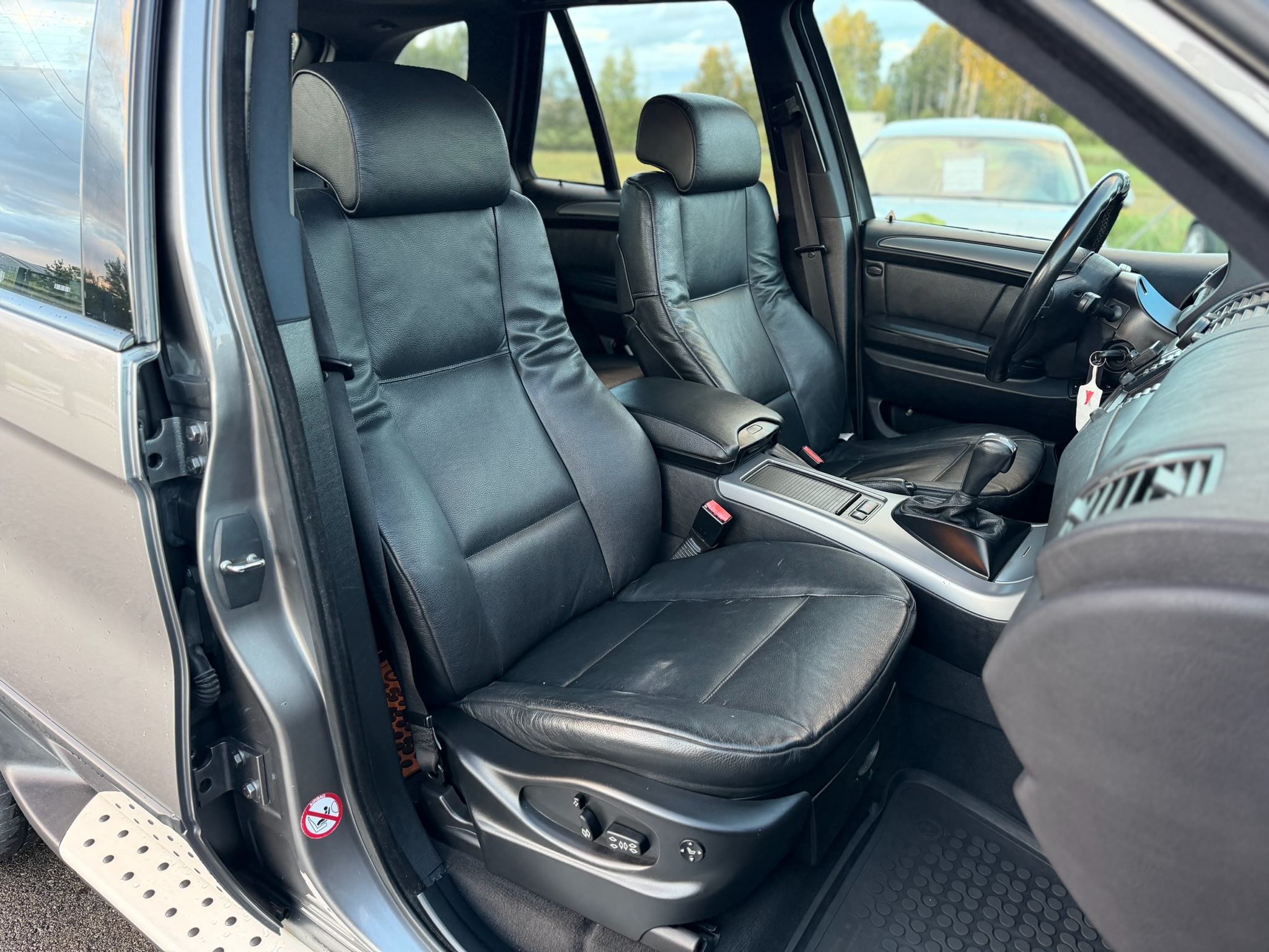 
BMW X5 E53 full									